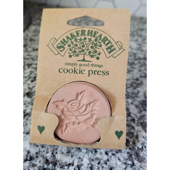 Vintage '96 Walton Shaker Hearth Simply Good Things Terracotta Rose Cookie Press - Picture 1 of 2